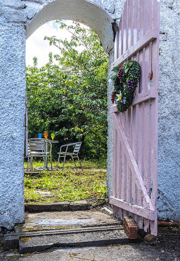 33 - 35 St. Paul's Road, (House, Retail Premises, Barn & Lands)