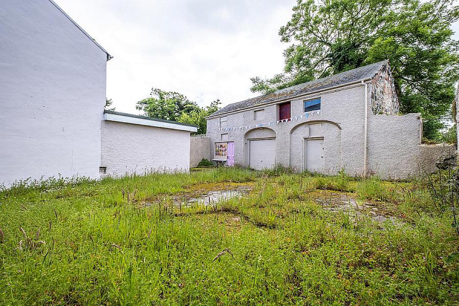 33 - 35 St. Paul's Road, (House, Retail Premises, Barn & Lands)