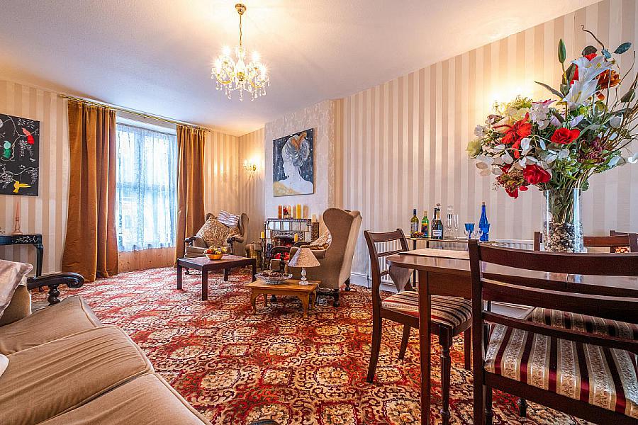 33 - 35 St. Paul's Road, (House, Retail Premises, Barn & Lands)