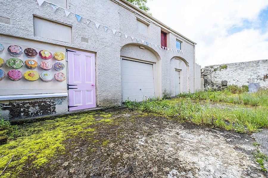 33 - 35 St. Paul's Road, (Retail Premises, Barn, House & Lands)