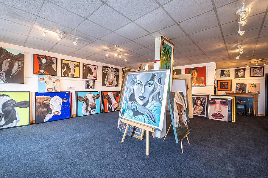 33 - 35 St. Paul's Road, (Retail Premises, Barn, House & Lands)