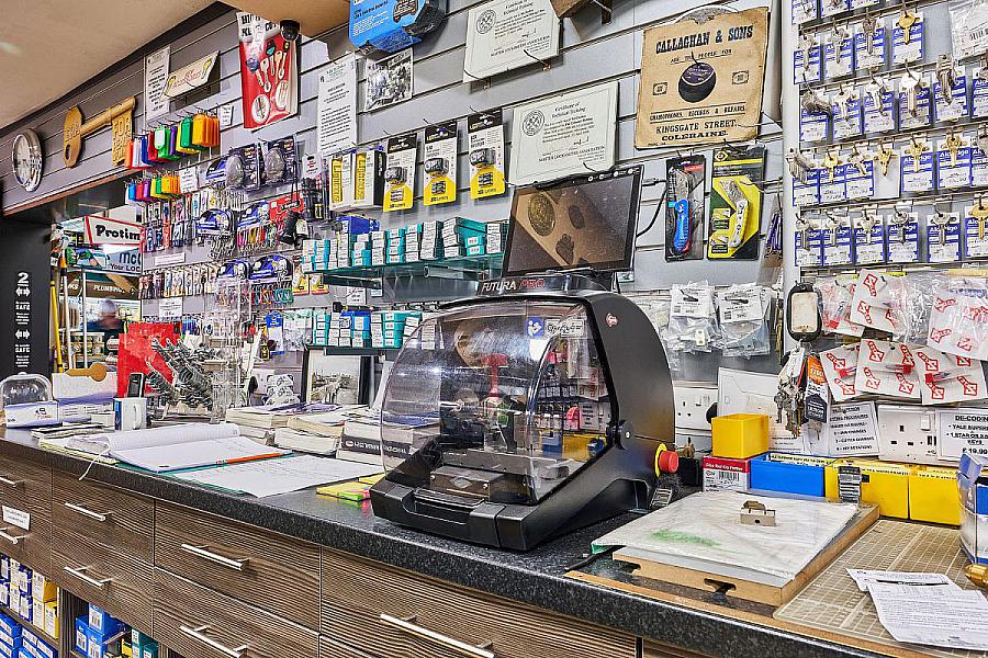 Willis Mccloskey - Hardware Merchant, 36 Kingsgate Street