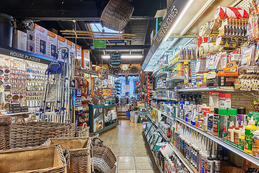 Willis Mccloskey - Hardware Merchant, 36 Kingsgate Street