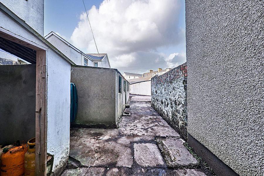 Site At 18 Princess Street & Land To Rear