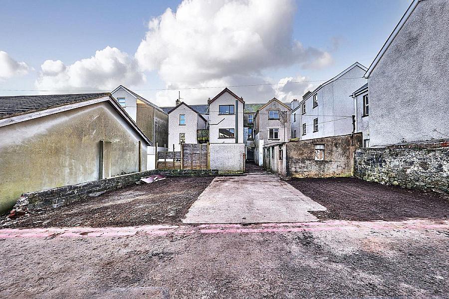 Site At 18 Princess Street & Land To Rear