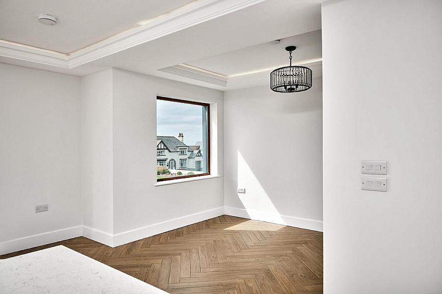 'Strand House' 105 Strand Road