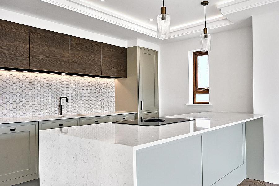 'Strand House' 105 Strand Road