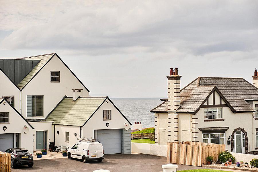 'Strand House' 105 Strand Road