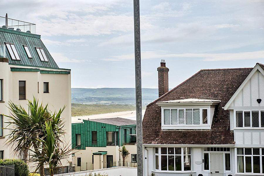 'Strand House' 105 Strand Road