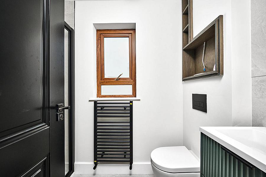 'Strand House' 105 Strand Road