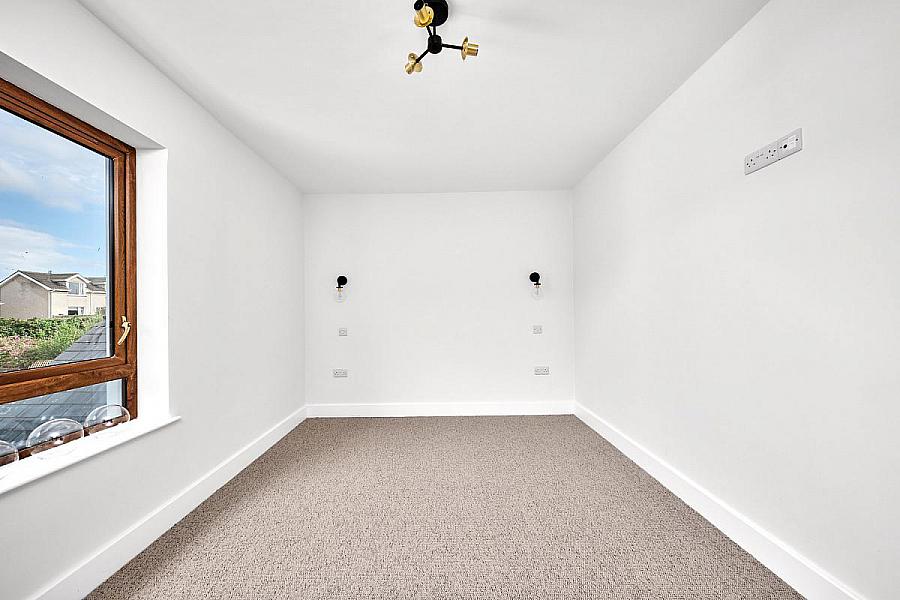 'Strand House' 105 Strand Road