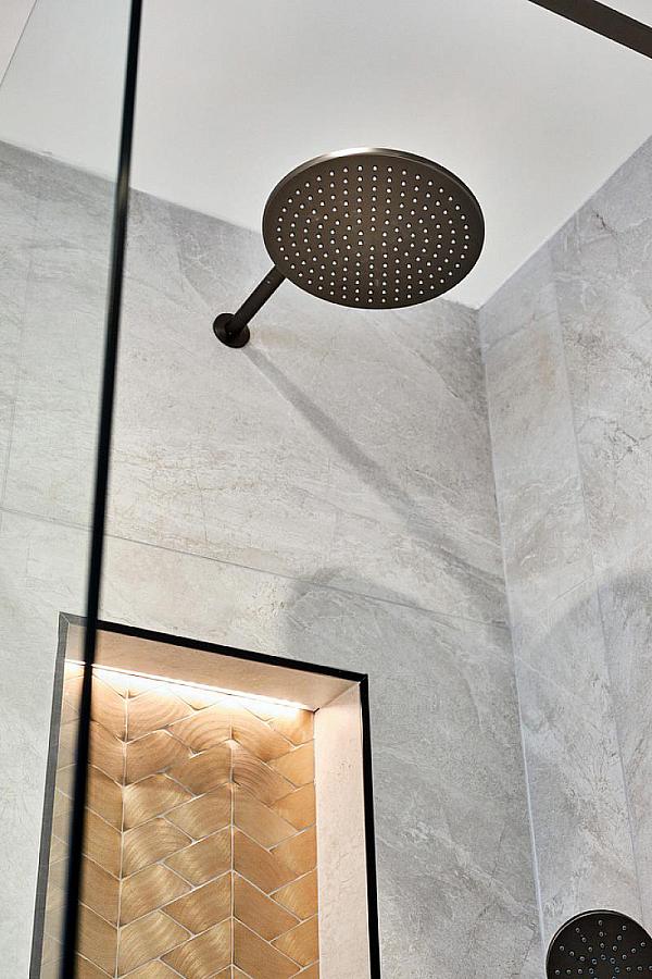 'Strand House' 105 Strand Road