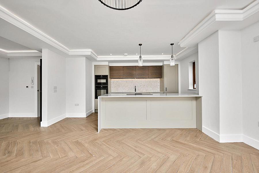 'Strand House' 105 Strand Road