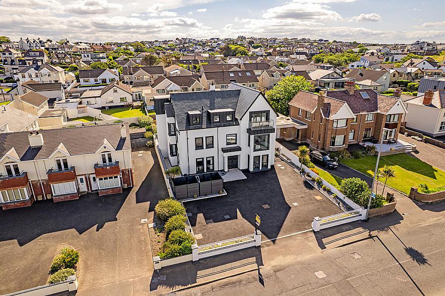 'Strand House' 105 Strand Road