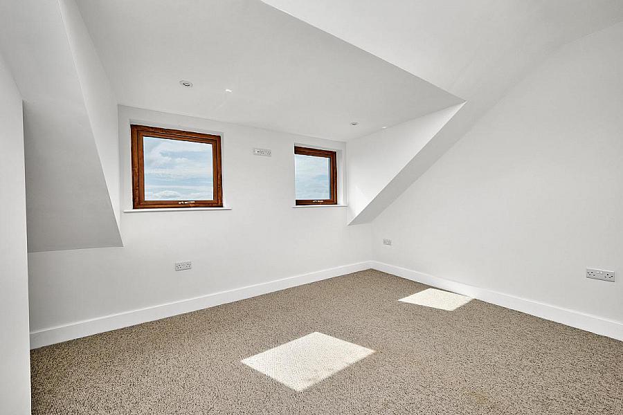 'Strand House' 105 Strand Road