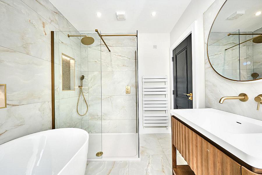 'Strand House' 105 Strand Road