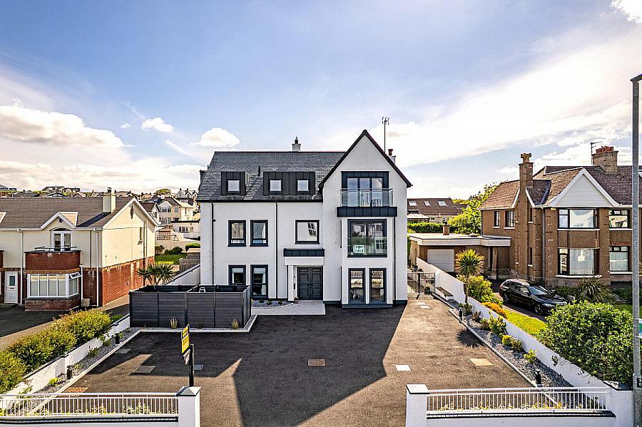 'Strand House' 105 Strand Road