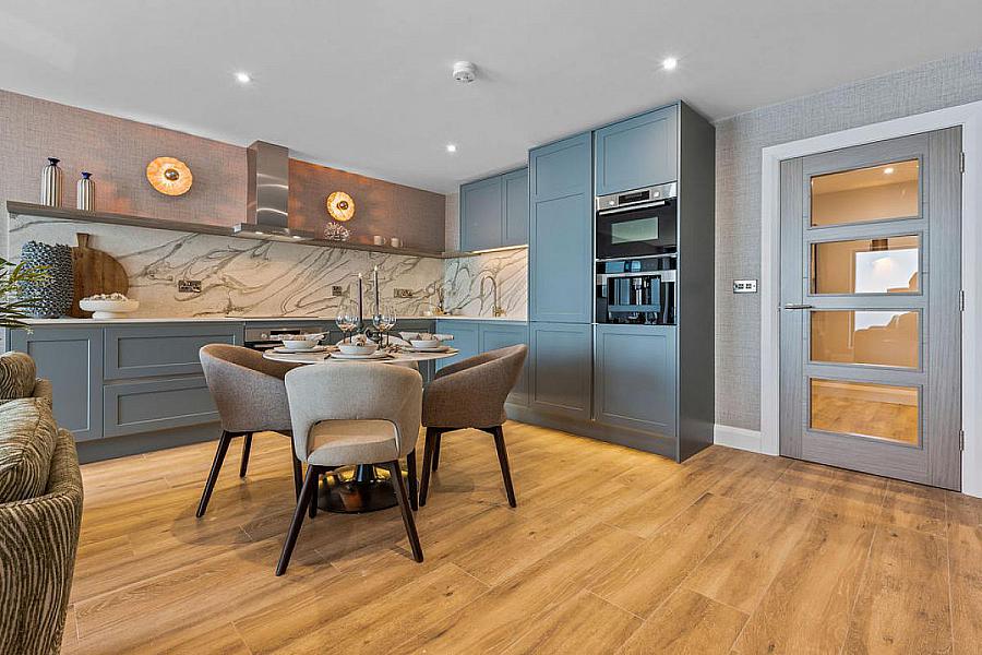 Apartment 5, 18 The Promenade