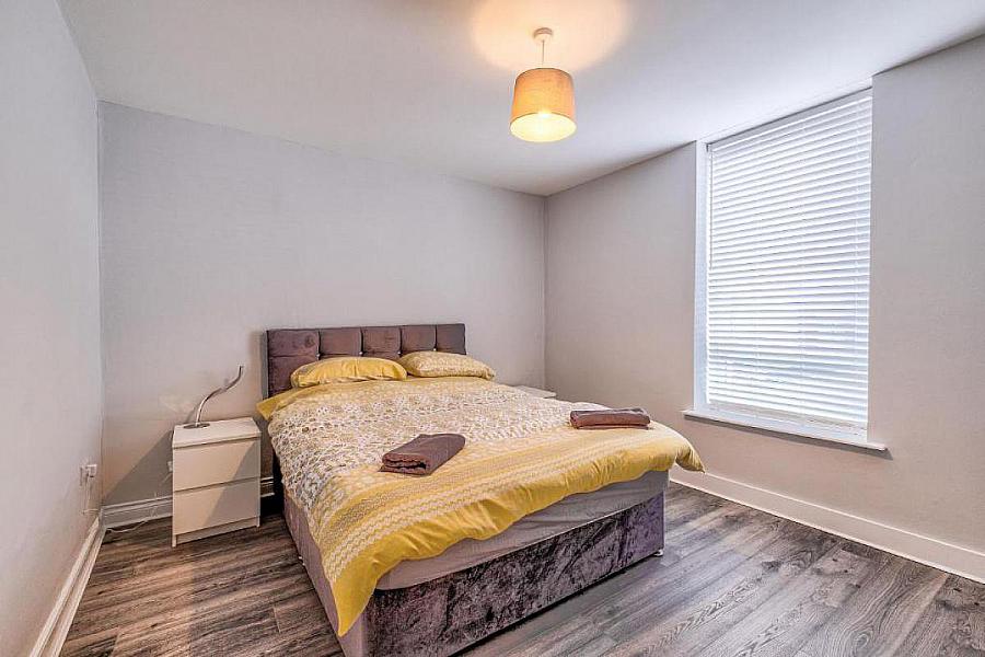 Apt 1, 2 Dunluce Avenue