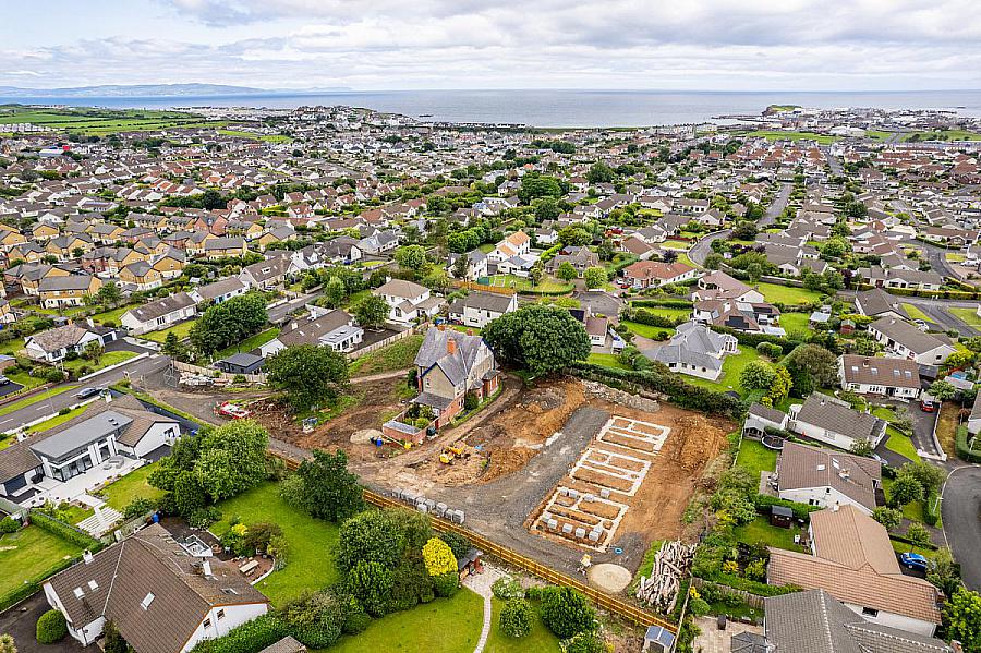 1 Briarfield, Hopefield Road