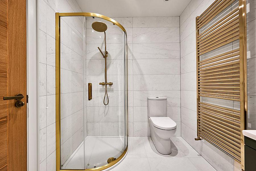 Apt 2, 5 Harbour Road