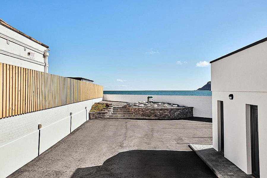 Apt 2, 5 Harbour Road