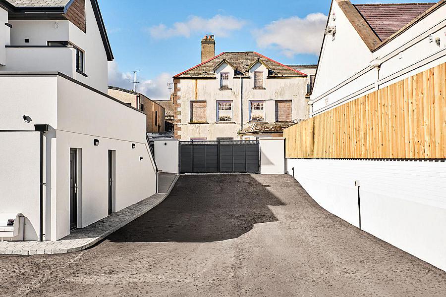 Apt 2, 5 Harbour Road