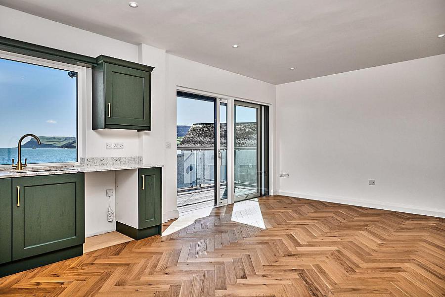 Apt 2, 5 Harbour Road