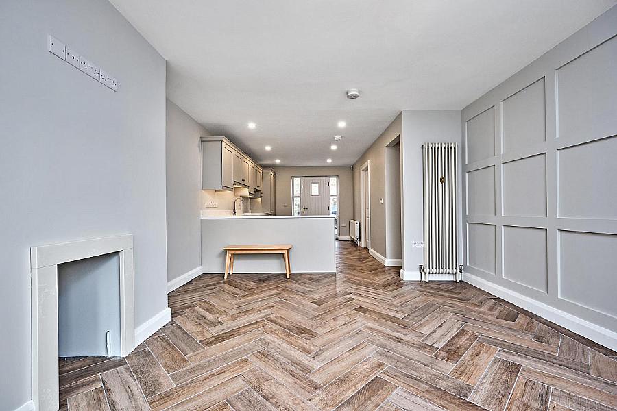 19 West Strand Drive