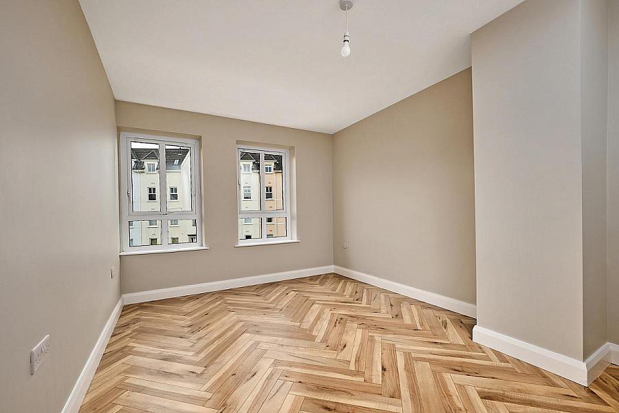 19 West Strand Drive