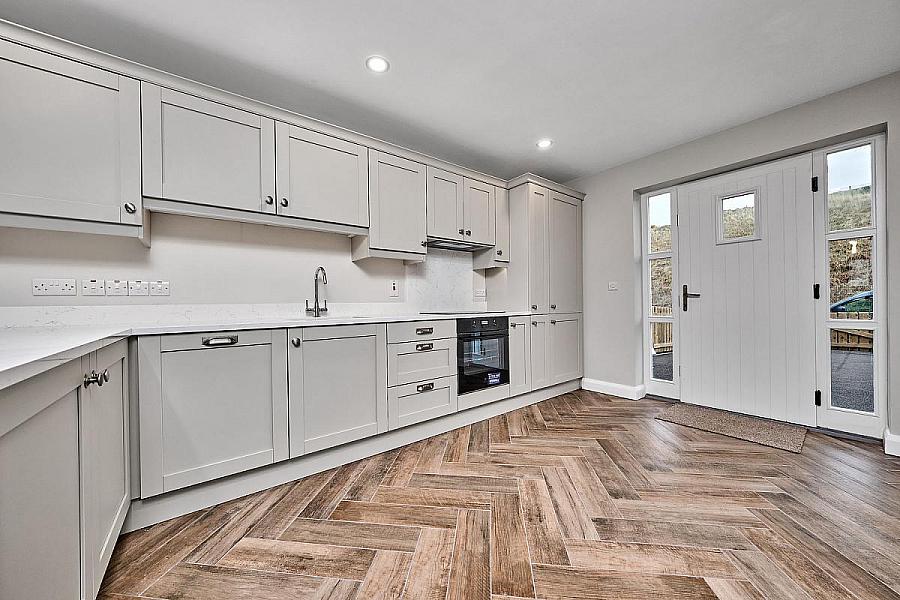 19 West Strand Drive