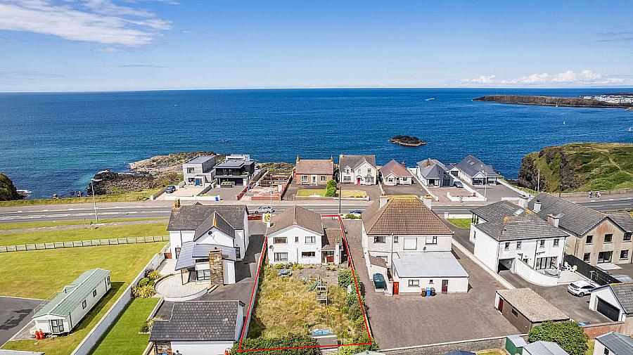 Site For Two Dwellings At 8A Ballyreagh Road