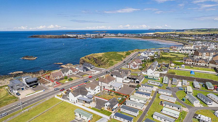 Site For Two Dwellings At 8A Ballyreagh Road