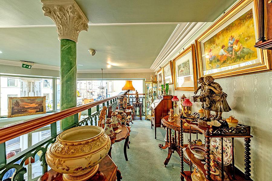 86 Main Street & 2 Bath Street