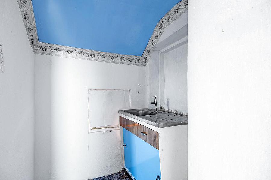 86 Main Street & 2 Bath Street