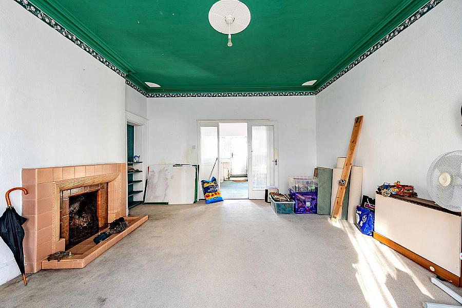 86 Main Street & 2 Bath Street