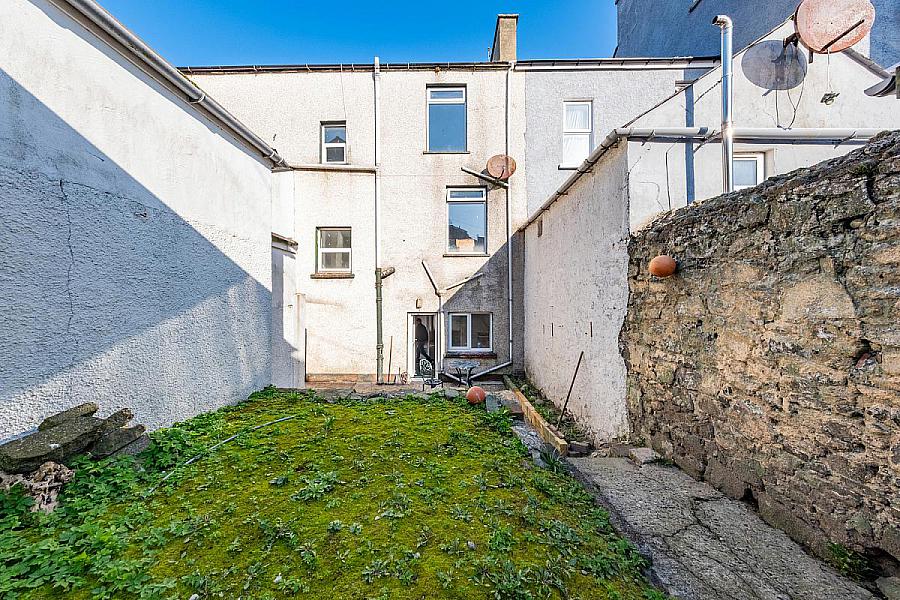 86 Main Street & 2 Bath Street