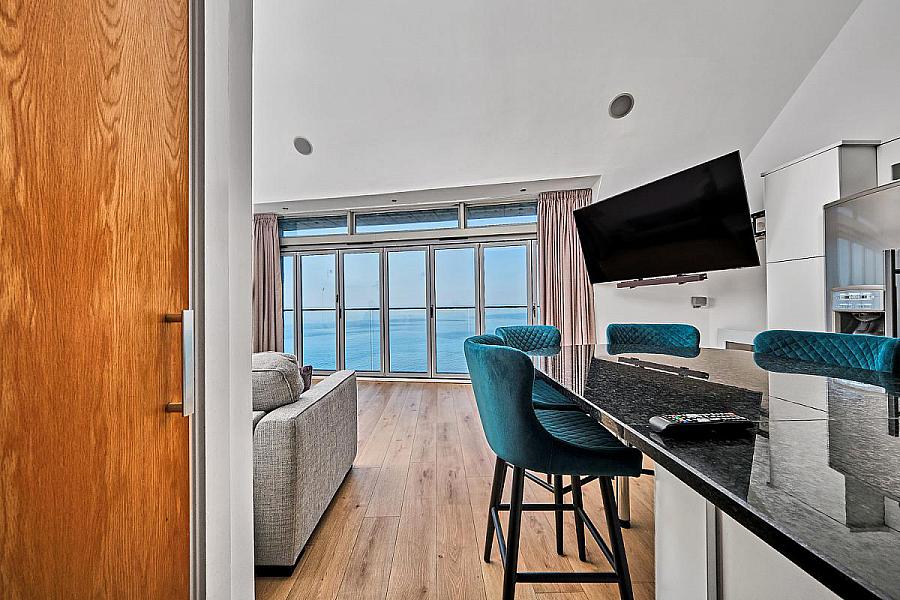 11 Ecosse, Kinora Terrace