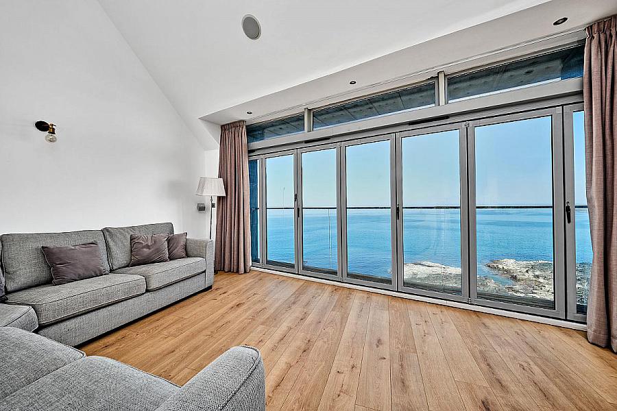 11 Ecosse, Kinora Terrace