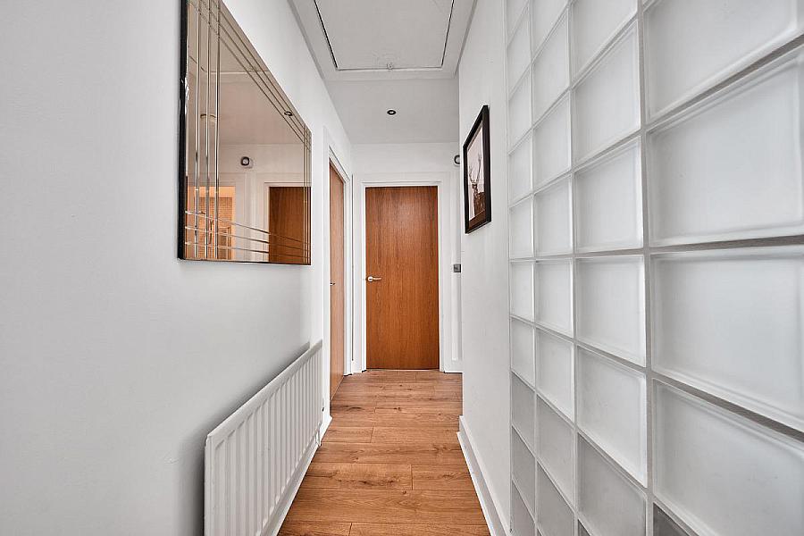 11 Ecosse, Kinora Terrace