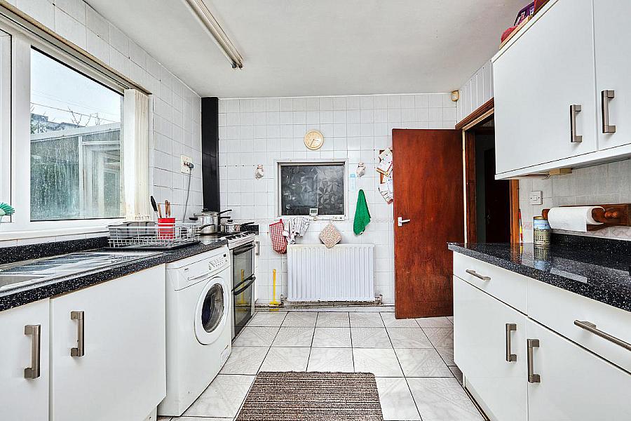 23 Lansdowne Crescent