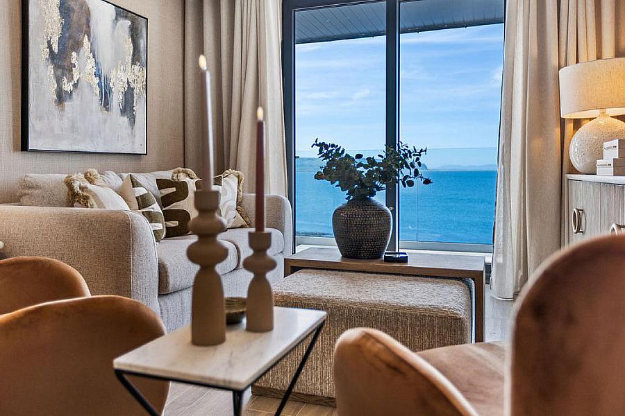 Apartment 5, 17 The Promenade