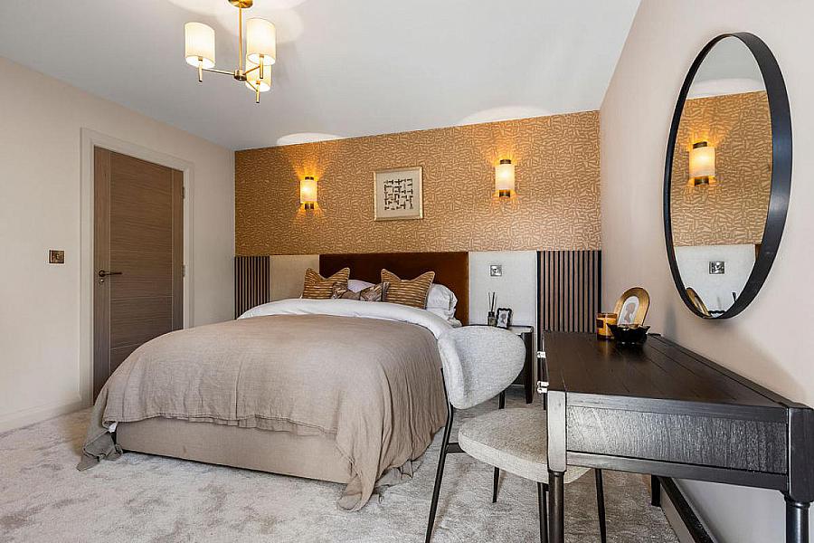 Apartment 5, 17 The Promenade