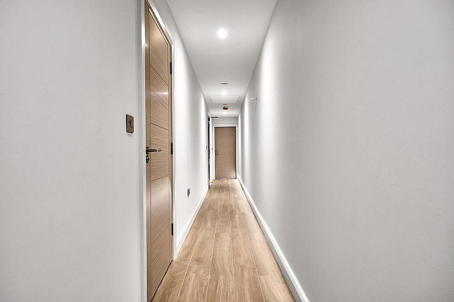 Apartment 5, 17 The Promenade