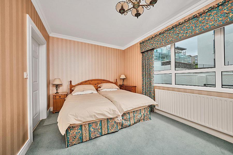 Flat 3, The Crescent