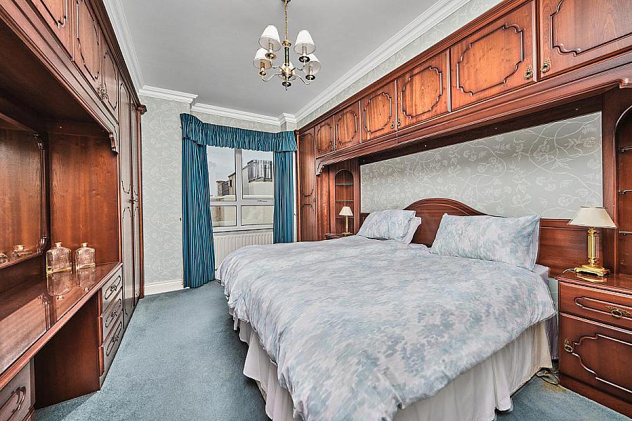 Flat 3, The Crescent