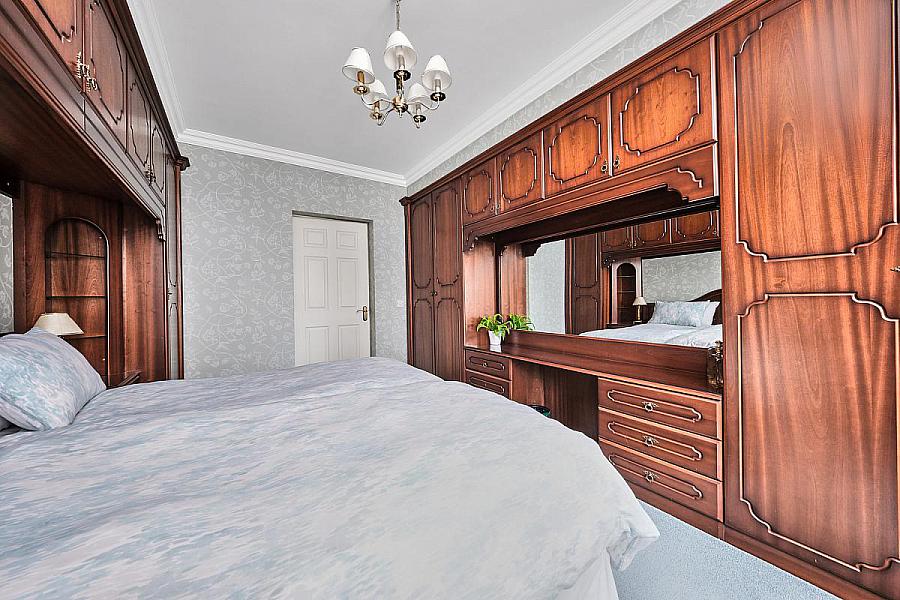 Flat 3, The Crescent