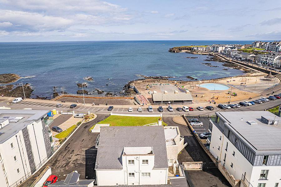 Flat 3, The Crescent