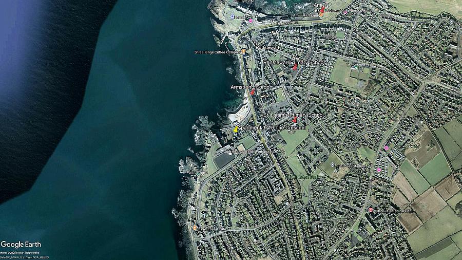 Flat 3, The Crescent