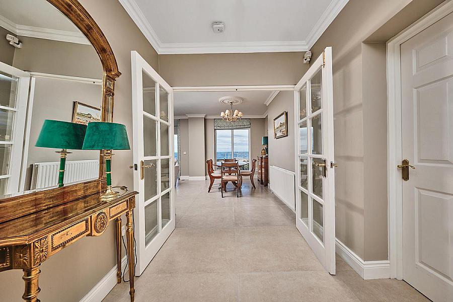 Flat 3, The Crescent